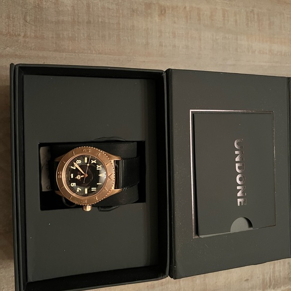 Undone BaseCamp Cali Bronze - Purchased 11/15/22 Worn 3 Times. - Picture 4 of 6